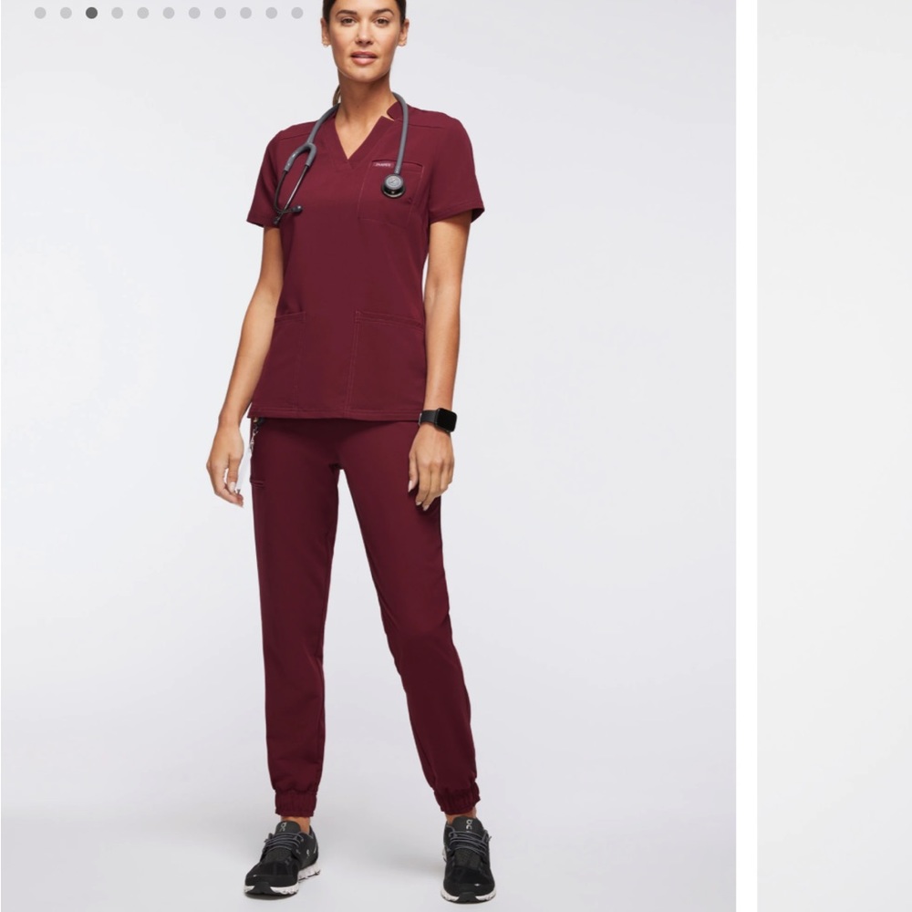 Jaanuu Maroon Scrubs, like new